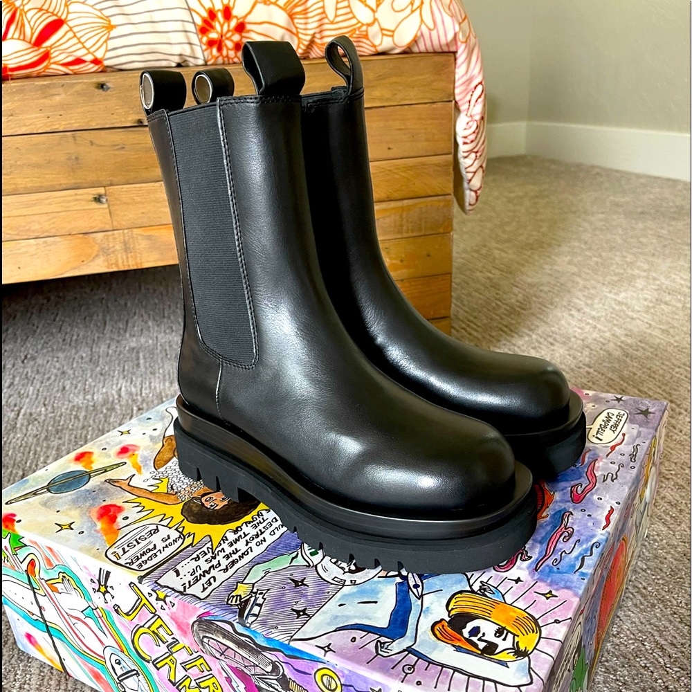 Jeffrey Campbell Tanked Chelsea Boots size 6